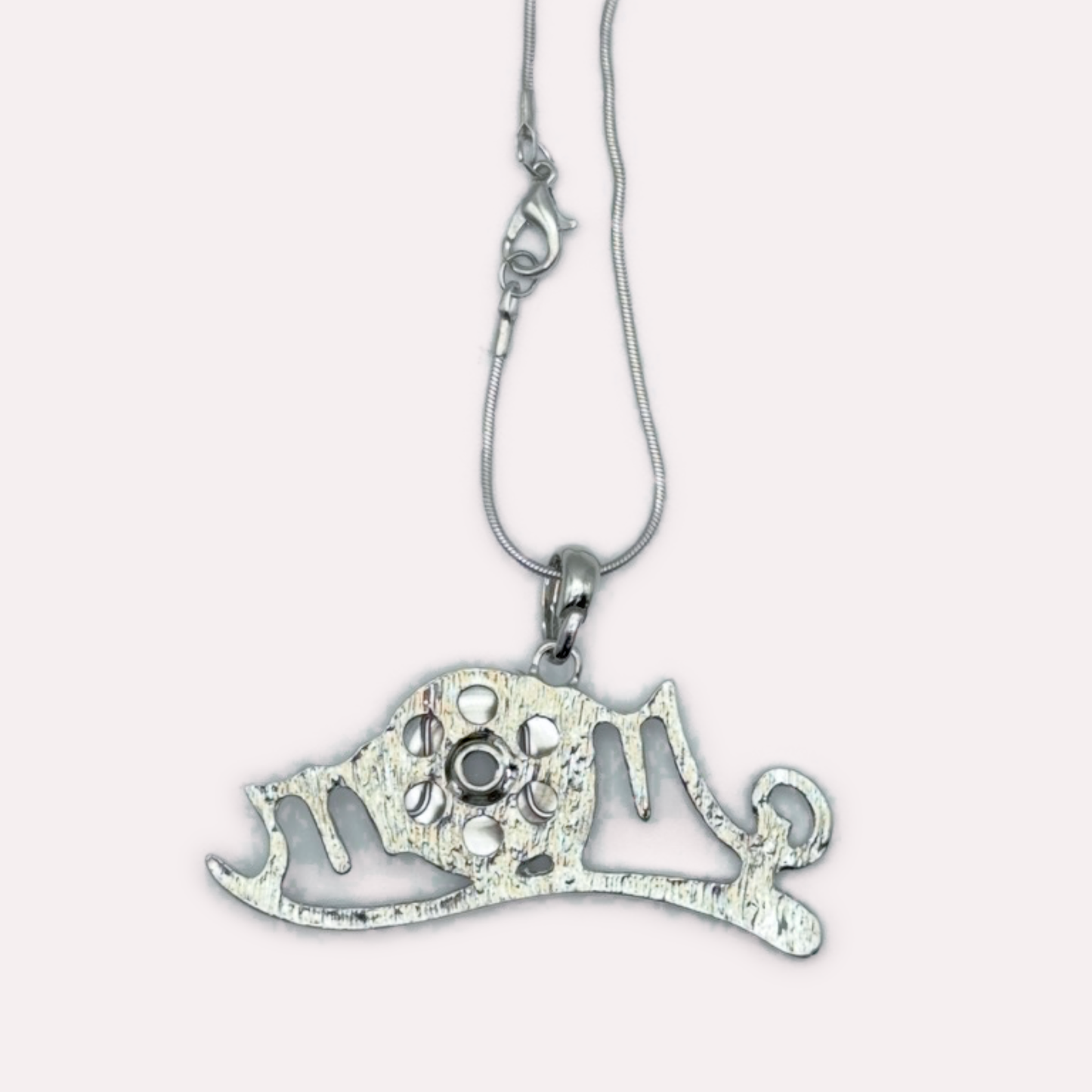 MOM Necklace