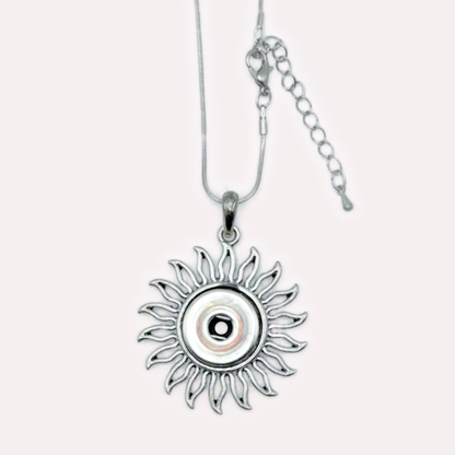 Sun Flare Snap Necklace (Silver)