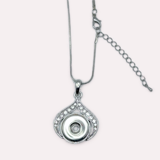 Rhinestone Teardrop Snap Necklace (Silver)